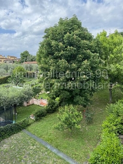 zoom immagine (Appartamento 170 mq, soggiorno, 4 camere, zona Battifolle - Ruscello - Poggiola)