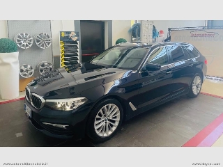 zoom immagine (BMW 520d aut. Touring Luxury)