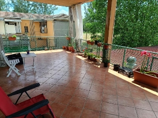 zoom immagine (Appartamento 120 mq, soggiorno, 3 camere, zona Casale Monferrato)