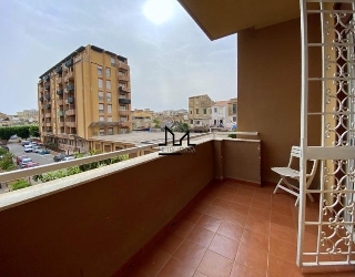 zoom immagine (Appartamento 120 mq, soggiorno, 3 camere, zona Corso dei mille)