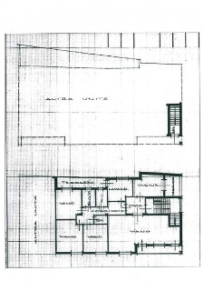 zoom immagine (Palazzo 460 mq, più di 3 camere, zona Savonarola)