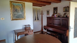 zoom immagine (Casa singola 120 mq, soggiorno, 3 camere, zona Badia Polesine - Centro)